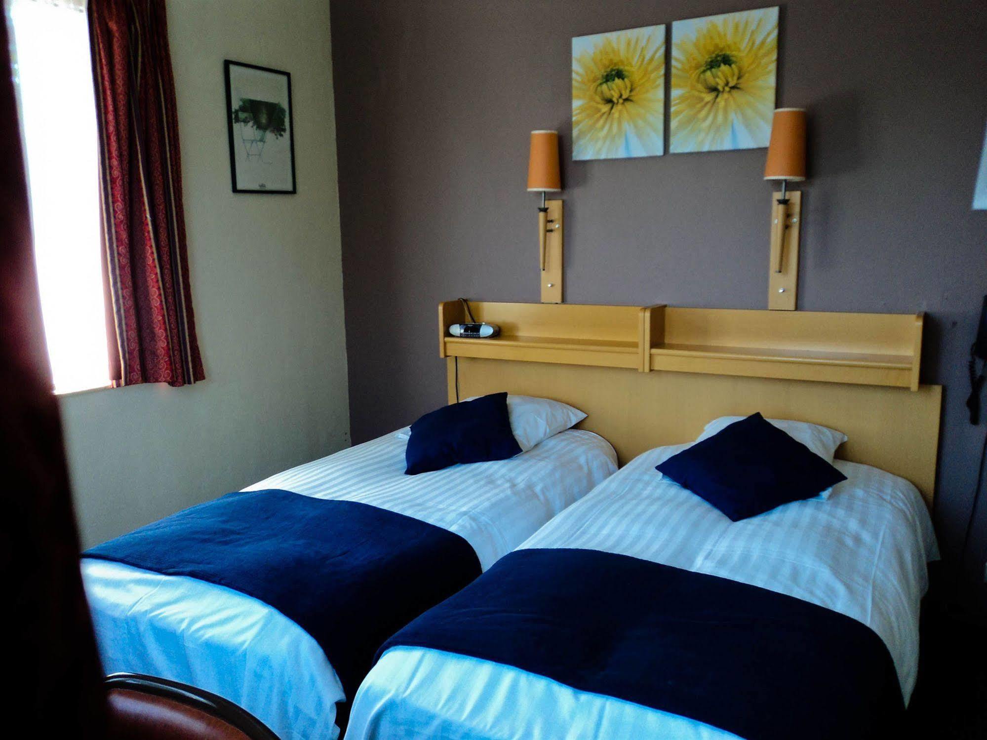 Hotel Auberge Van Strombeek Jette Екстериор снимка