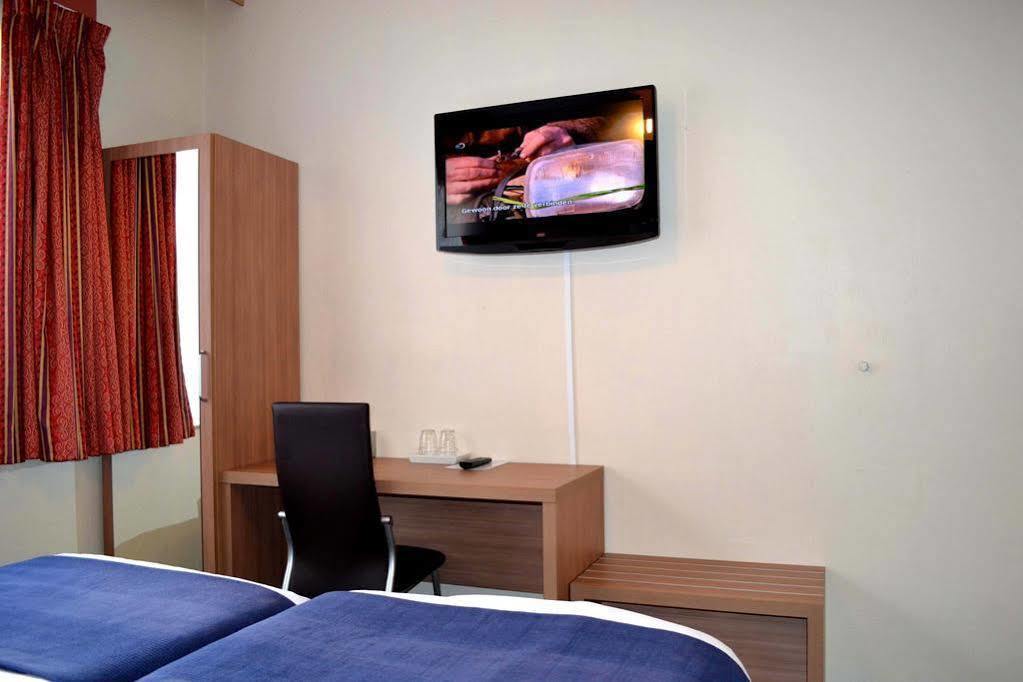 Hotel Auberge Van Strombeek Jette Екстериор снимка