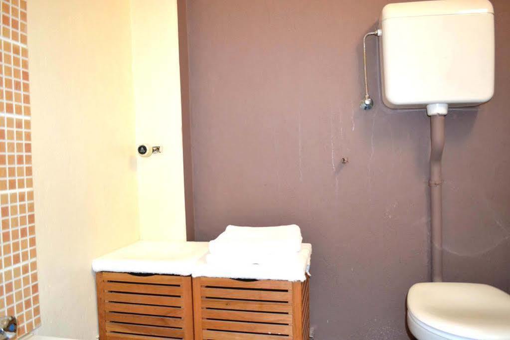 Hotel Auberge Van Strombeek Jette Екстериор снимка