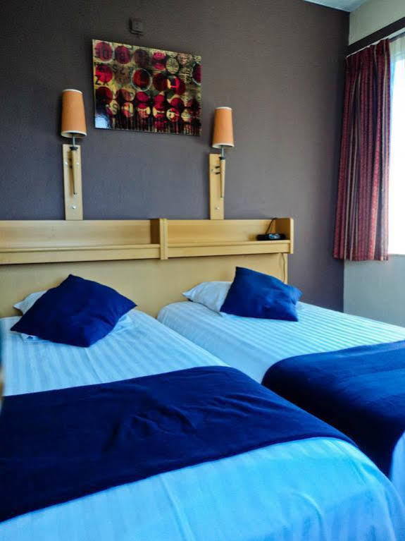 Hotel Auberge Van Strombeek Jette Екстериор снимка