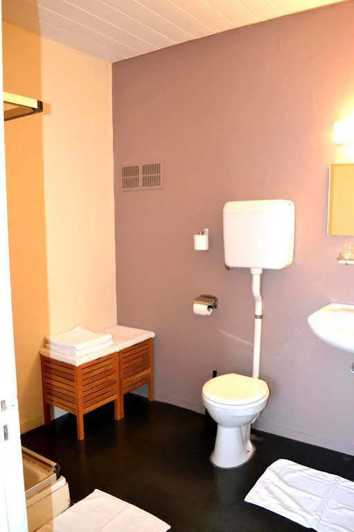 Hotel Auberge Van Strombeek Jette Екстериор снимка