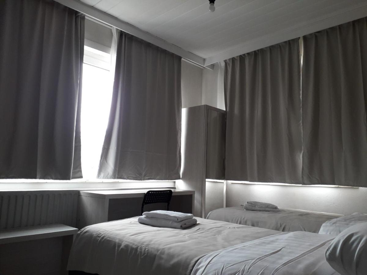 Hotel Auberge Van Strombeek Jette Екстериор снимка
