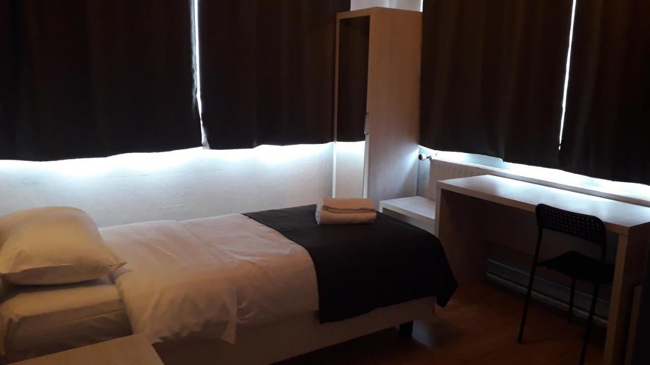 Hotel Auberge Van Strombeek Jette Екстериор снимка