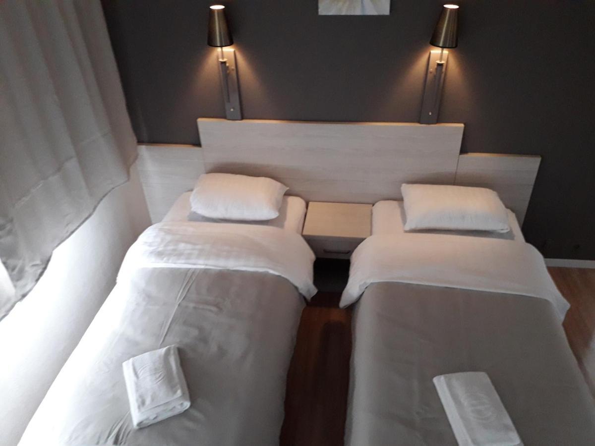 Hotel Auberge Van Strombeek Jette Екстериор снимка