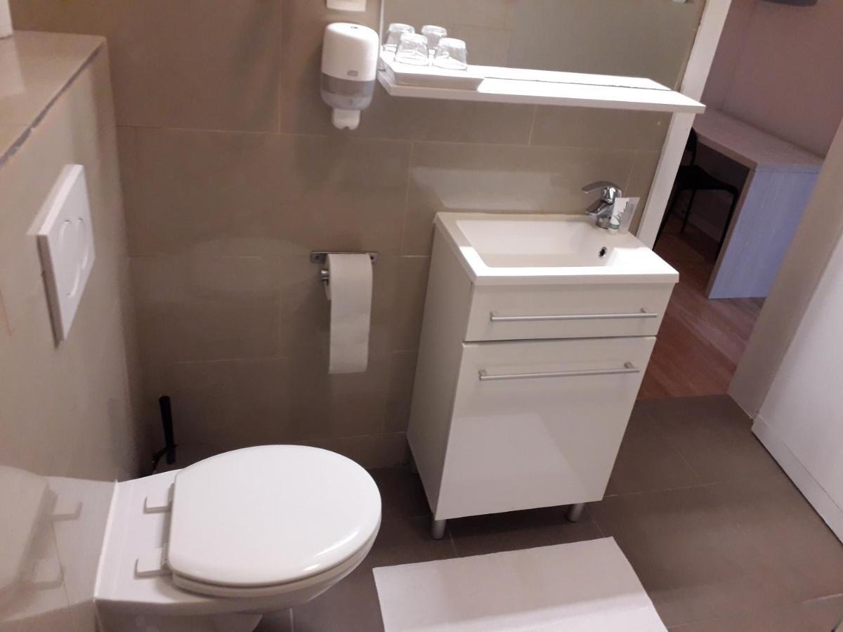 Hotel Auberge Van Strombeek Jette Екстериор снимка