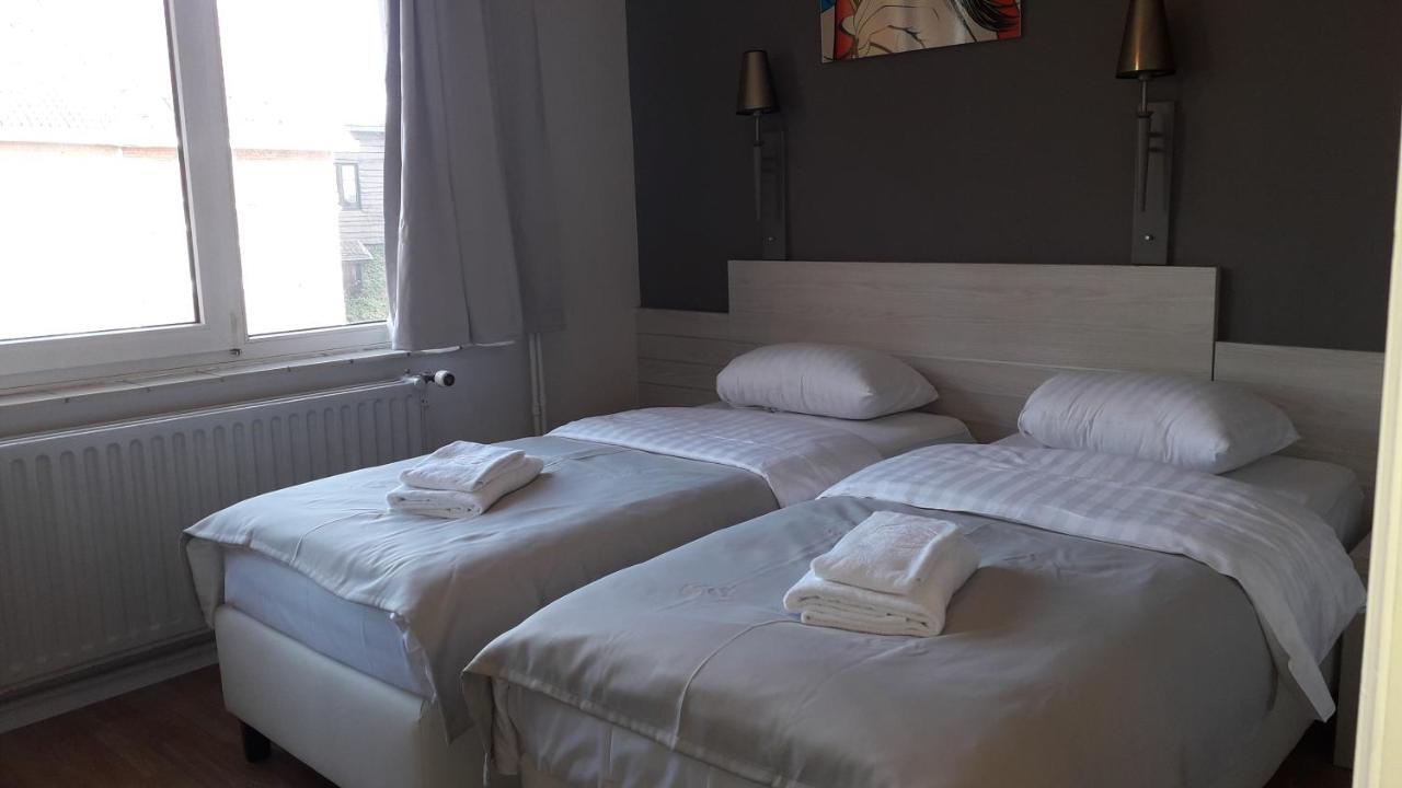 Hotel Auberge Van Strombeek Jette Екстериор снимка