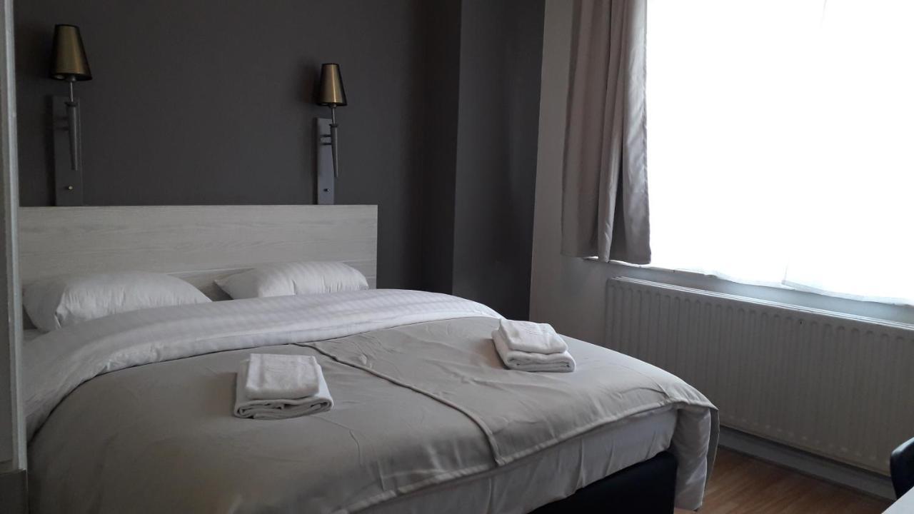 Hotel Auberge Van Strombeek Jette Екстериор снимка