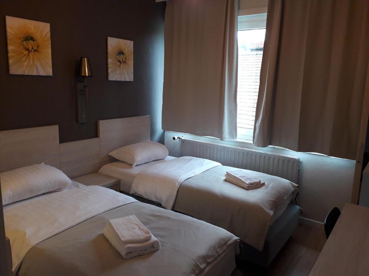 Hotel Auberge Van Strombeek Jette Екстериор снимка